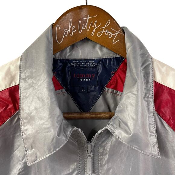 Tommy Jeans Jacket Unlined Windbreaker Large Vintage Silver Blue Red Nylon - Picture 2 of 8